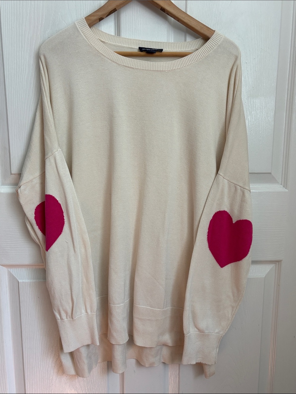 Studio Park Cream Sweater with Pink Heart Elbow print size 2X novelty side slit